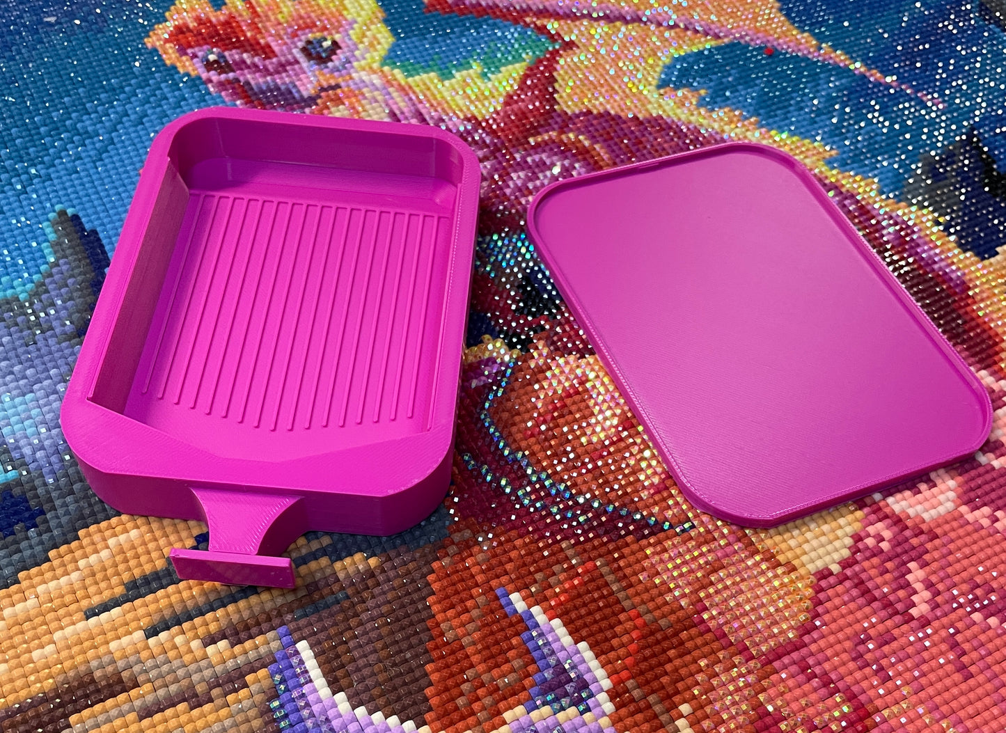 Deluxe 2 Phoenix Medium Diamond Painting Tray in vibrant pink on colorful background, ideal for craft enthusiasts.