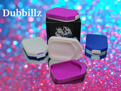 Dubbillz Diamond painting tray features two trays in one with two stoppers and a lid