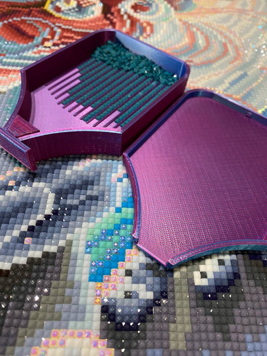 Colour-changing Diamond Painting Trays with Sliding Lid from pink to purple  when hot or cold!